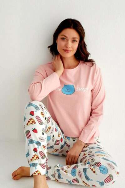 Дамска пижама с дълъг ръкав