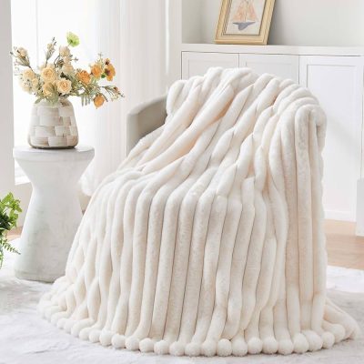 Пухено одеало екрю РЕЛЕФ- 97480