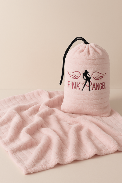 Пухено одеяло в брандирана торбичка PINK ANGEL 05943