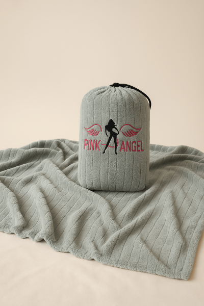 Пухено одеяло в брандирана торбичка PINK ANGEL 05945