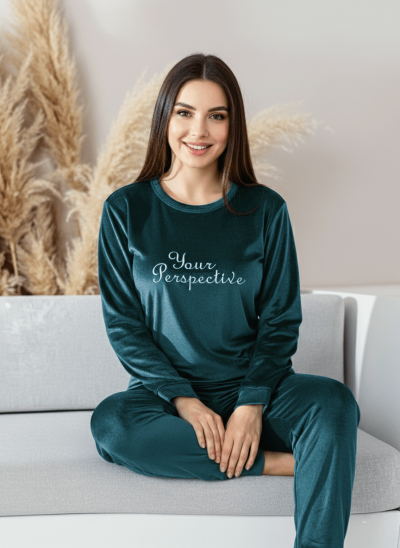 Дамска кадифена пижама 2243-K