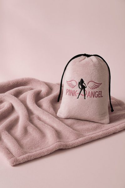 Пухено одеяло в брандирана торбичка PINK ANGEL 05966