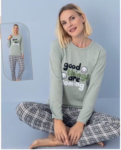 Дамска пижама с дълъг ръкав 7672