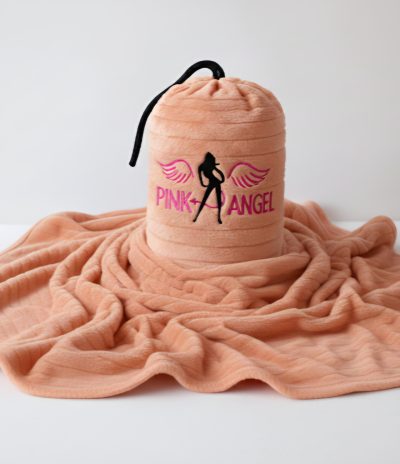 Пухено одеяло в брандирана торбичка PINK ANGEL 05968