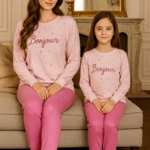 Еднакви дамски и детски пижамки 6