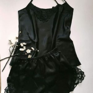 Идеи за модни дамски летни пижами от сатен 4