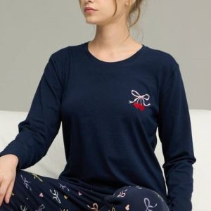 Най-топлите материи за дамски зимни пижами 12