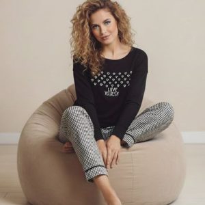 Тенденции при дамски зимни пижами 4